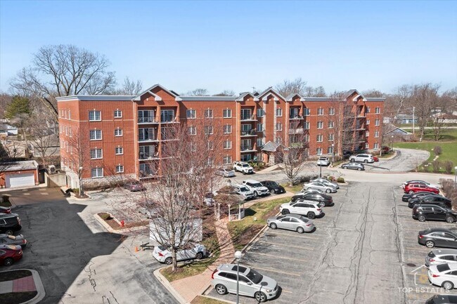 Foto del edificio - 3501 Wellington Ct