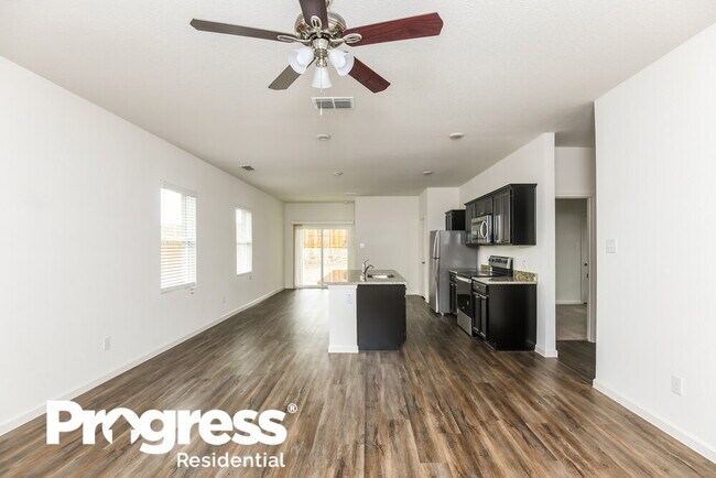 Building Photo - 6041 Mojave Dr