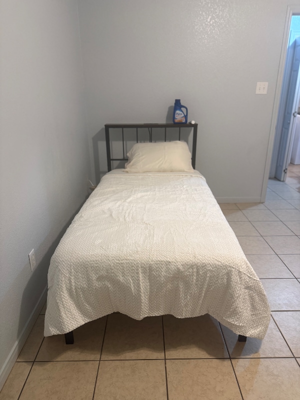 Building Photo - 2701 Seabiscuit Dr