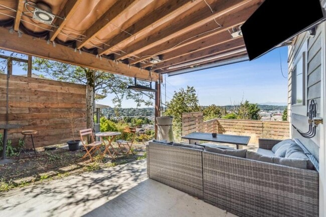 Photo - 1 bedroom in Seattle WA 98103 Apartment