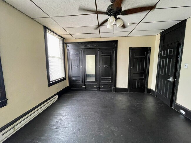 Foto del edificio - 1225 W Allegheny Ave