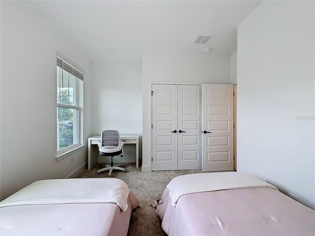 Foto del edificio - 13568 Autumn Harvest Ave