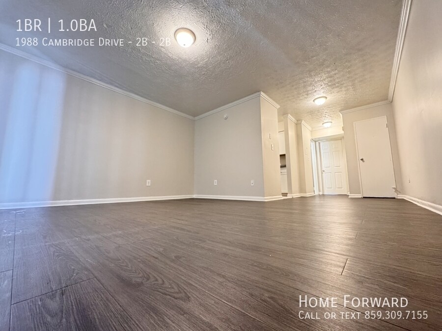 Foto principal - 1988 Cambridge Dr