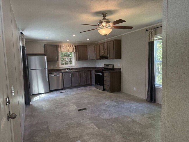 Foto del edificio - 25 Austin Dr