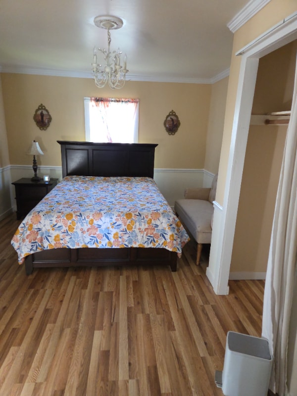 Building Photo - 115 8th St