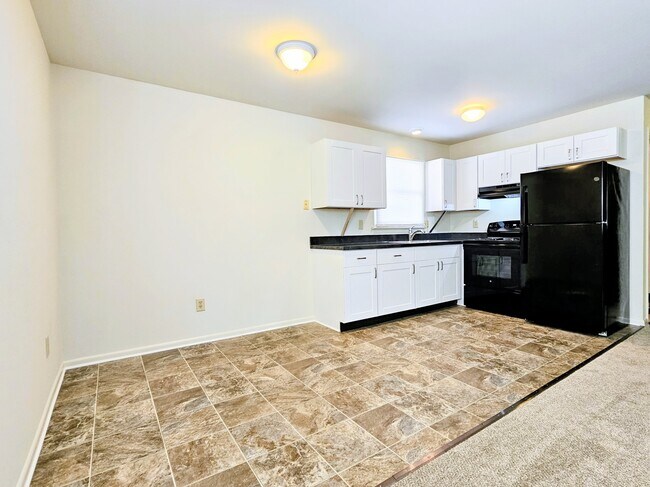 Foto del edificio - 367 W Washington Ave