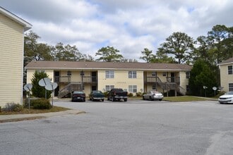 Building Photo - 101 Hall St
