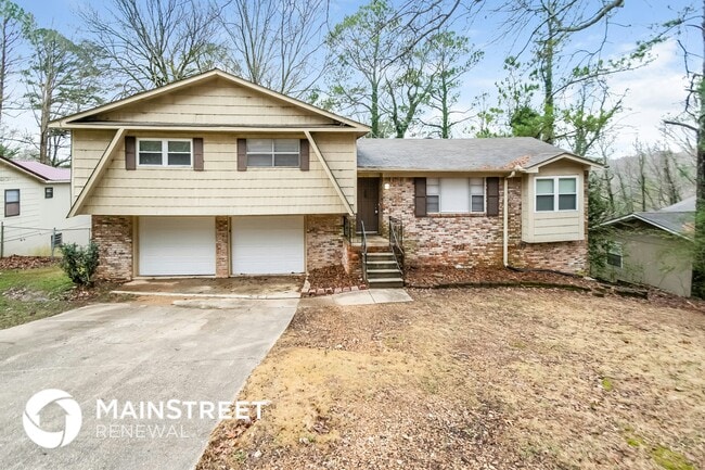 Building Photo - 1316 Falcon Dr