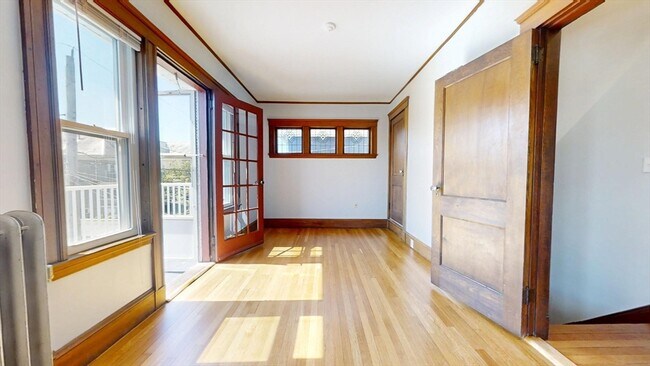 Foto del edificio - 39 Commonwealth Rd
