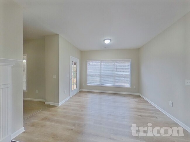 Foto del edificio - 324 Archway Ct