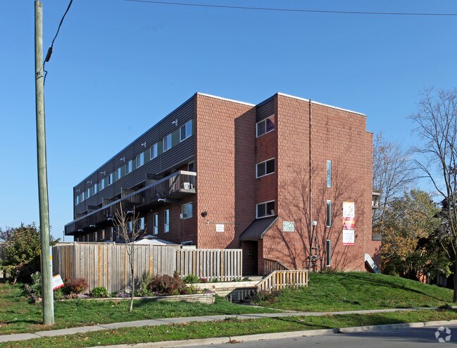 Photo principale - Athol Green Co-operative Homes Incorporated