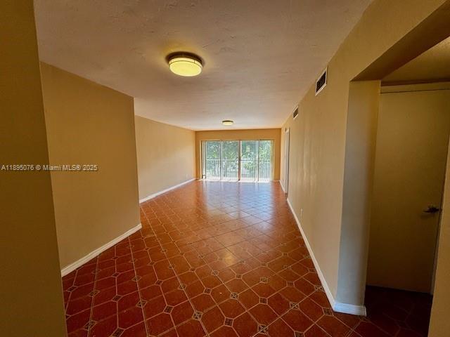 Foto del edificio - 1450 NE 191st St