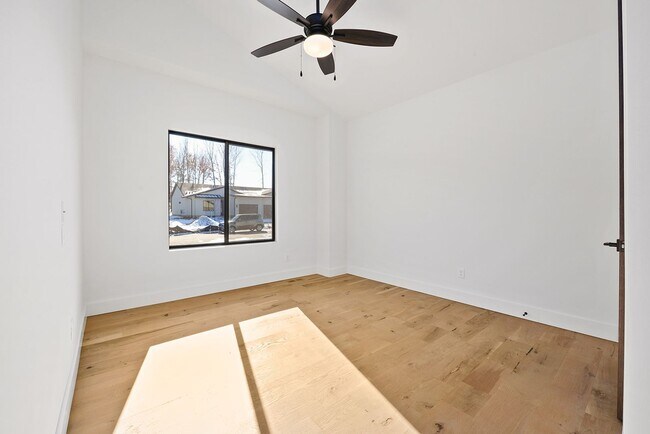Foto del edificio - Three Bedroom Twin Villa with Finished Bas...