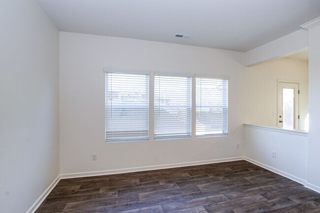 Foto del edificio - 3BD/2.5 Bath Townhome in Midland Wyntree C...