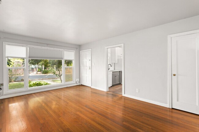 Foto del edificio - Heart of Sacramento ~~Duplex for RENT!