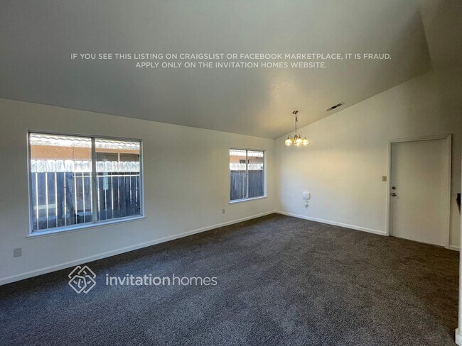 Foto del edificio - 1144 La Mesa St