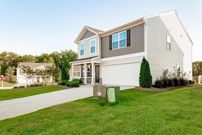 Building Photo - 305 Elevation Ct