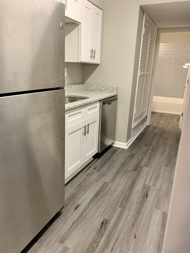 Foto principal - 1801 Janlyn Rd