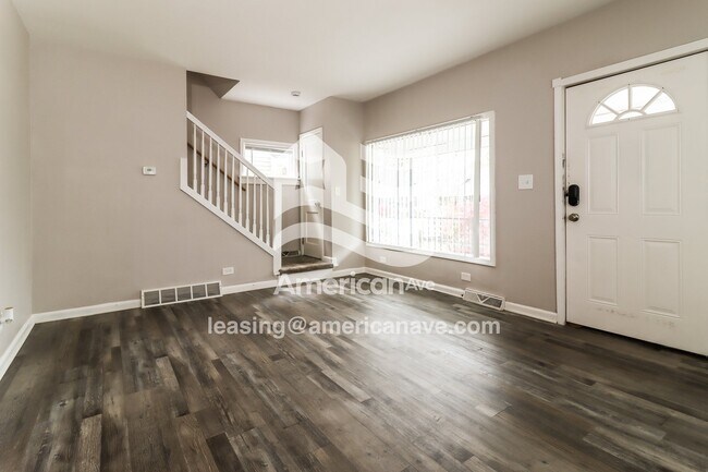 Foto del edificio - 617 Toronto Ave