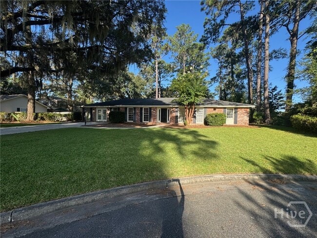 Building Photo - 12 Raleigh Dr