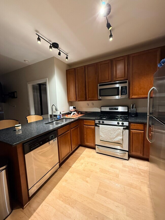 Foto del edificio - 1255 S State St