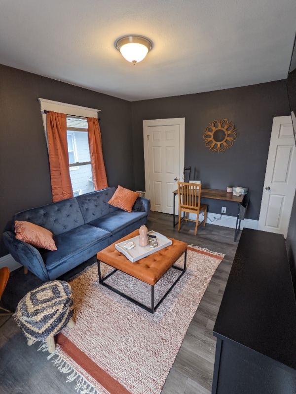 Primary Photo - 505 E Rusholme St