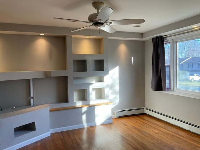 Foto del edificio - 12 Bow Ln