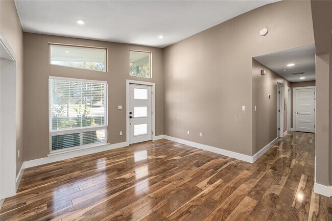 Foto del edificio - 1204 Eleanor St