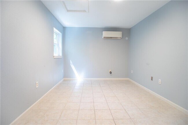 Foto del edificio - 405 S Mashburn Ave