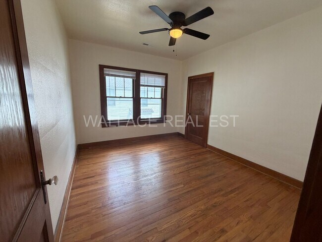 Foto del edificio - CHARMING 2 BEDROOM APT NEAR THE LOVELY MARYVILLE COLLEGE CAMPUS!!