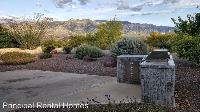 Building Photo - 62981 E Harmony Dr