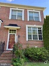 Building Photo - 11860 Skylark Rd