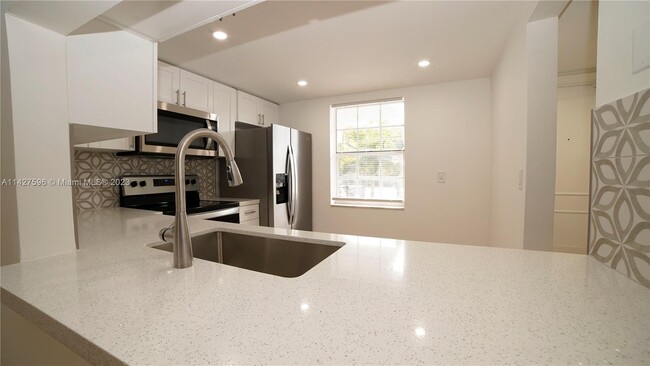 Foto del edificio - 4291 NW 9th Ave