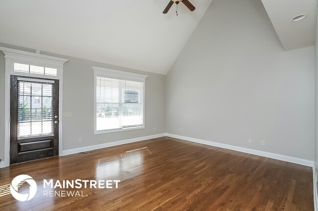 Foto del edificio - 320 Sea Biscuit Dr