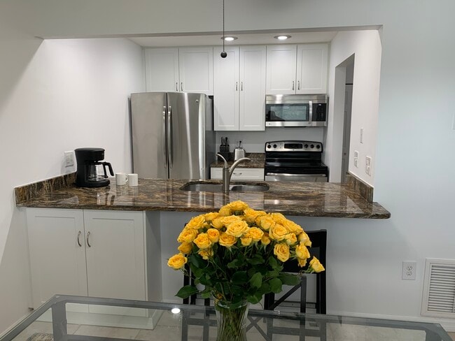 2 habitaciones y 2 baños - 3745 59th Ave W