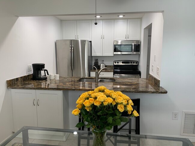 2 habitaciones/2 baños - 3745 59th Ave W