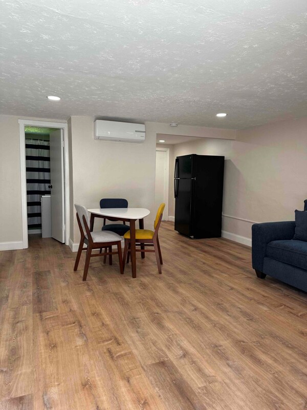 Foto del edificio - 763 NE 6th St