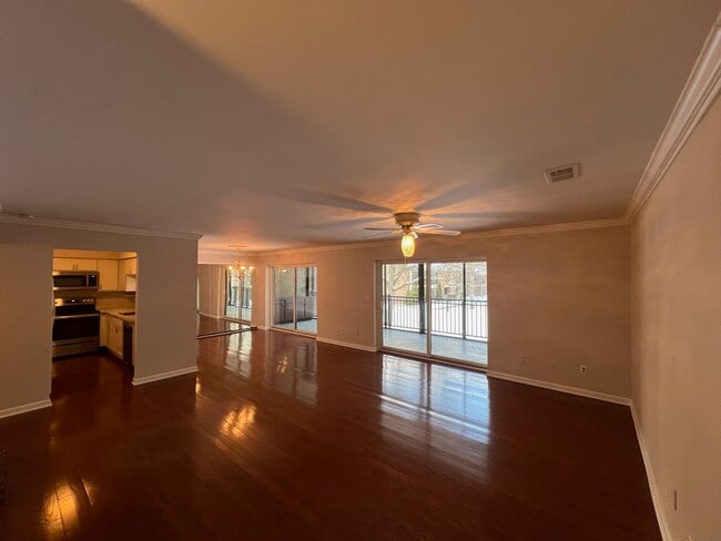 Building Photo - 18411 University Park Dr