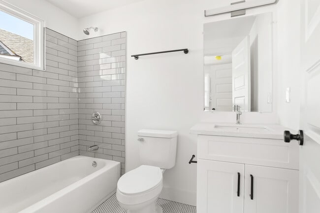 Foto del edificio - 8707 Green St