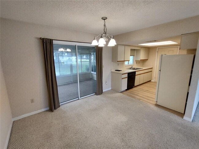 Foto del edificio - 6345 SW 115th Street Rd