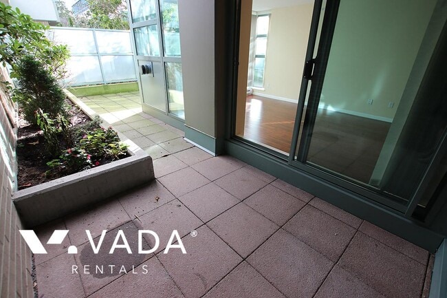 Building Photo - Buchanan East 1 BR APT Rental 306-4398 Buchanan St Burnaby: VADA