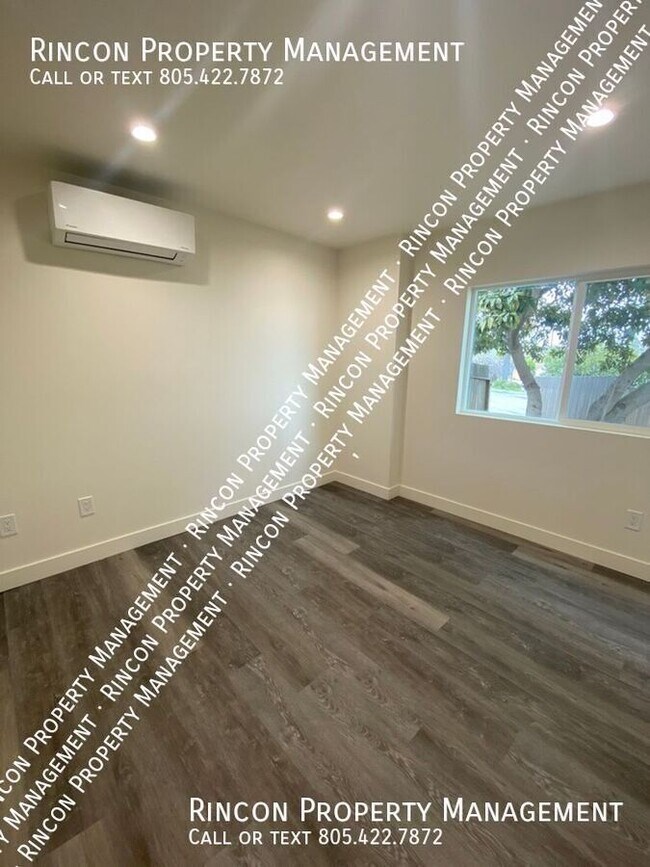 Building Photo - **NEWLY REMODELED* Downtown Ventura 1 Bed/...