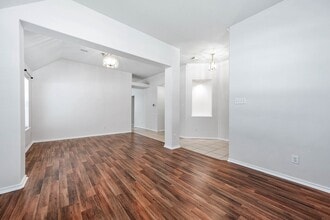 Building Photo - 3347 Pebble Beach Ln