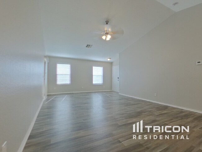 Foto del edificio - 12394 W Heatherbrae Dr