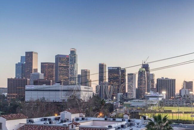 Building Photo - 1159 Bellevue Ave