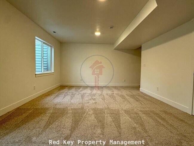 Foto del edificio - 730 N Townhouse Duplex