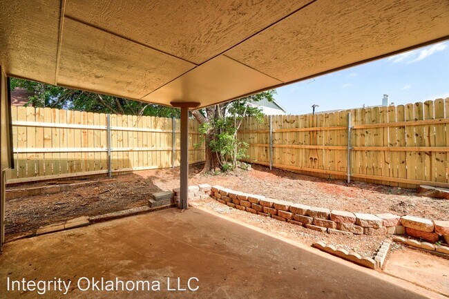 Foto del edificio - 3 br, 2 bath House - 3207 Castlerock Rd.