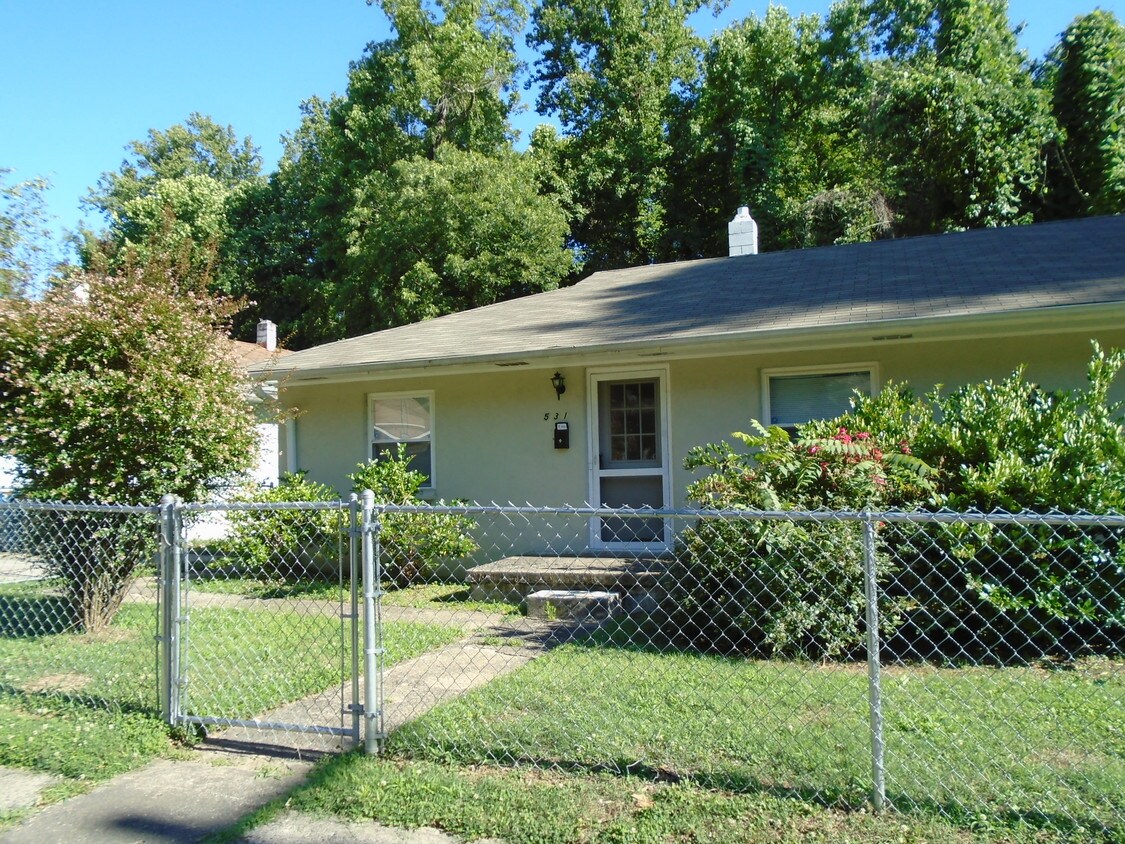 Foto principal - 531 Green St