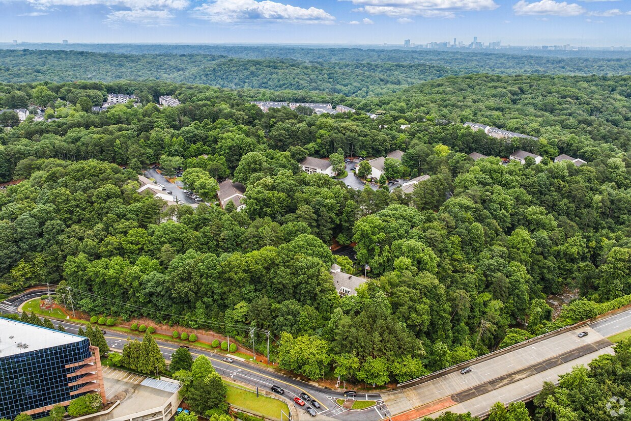 Primary Photo - Kinstone River Apartments