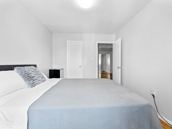 Building Photo - 4445 Seton Ave. Room!!!